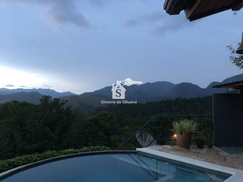 Comprar Casa em Araras, Petrópolis/RJ - Simone de Oliveira Imóveis