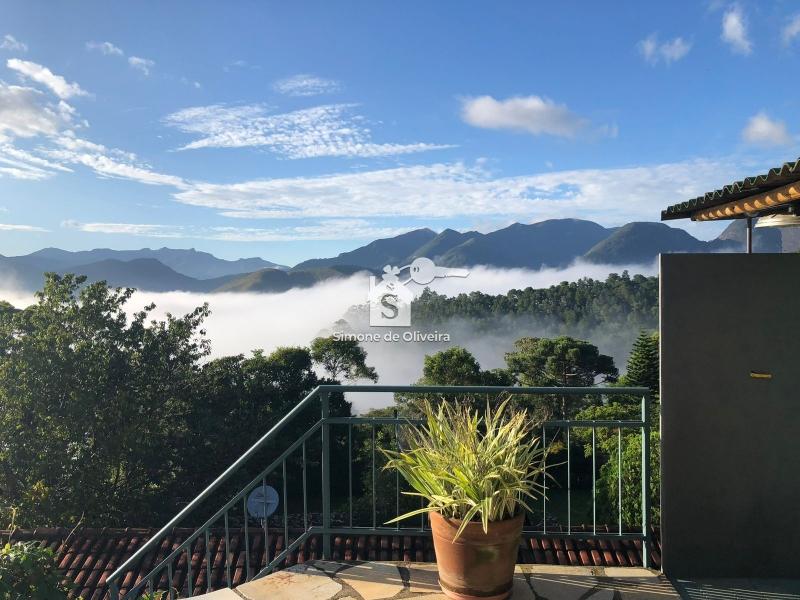 Comprar Casa em Araras, Petrópolis/RJ - Simone de Oliveira Imóveis