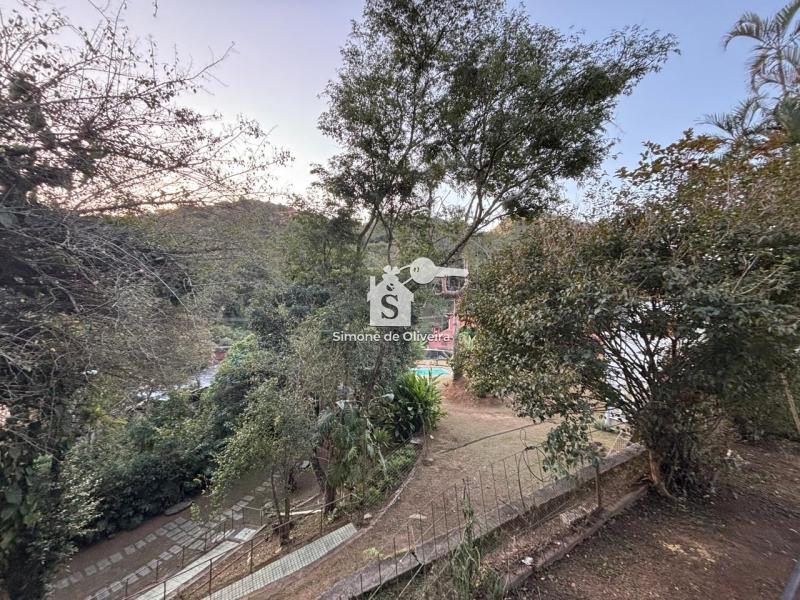 Comprar Casa em Itaipava, Petrópolis/RJ - Simone de Oliveira Imóveis