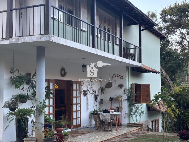 Comprar Casa em Itaipava, Petrópolis/RJ - Simone de Oliveira Imóveis