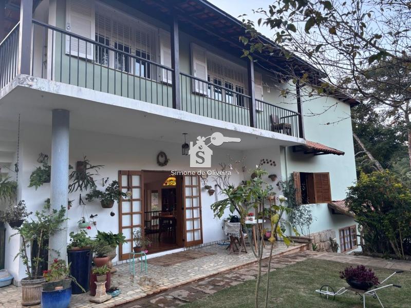 Comprar Casa em Itaipava, Petrópolis/RJ - Simone de Oliveira Imóveis