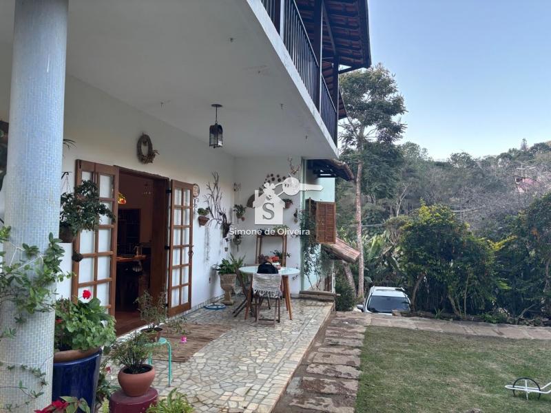 Comprar Casa em Itaipava, Petrópolis/RJ - Simone de Oliveira Imóveis