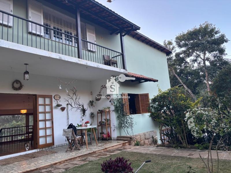 Comprar Casa em Itaipava, Petrópolis/RJ - Simone de Oliveira Imóveis