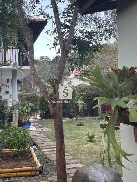 Comprar Casa em Itaipava, Petrópolis/RJ - Simone de Oliveira Imóveis