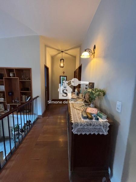 Comprar Casa em Itaipava, Petrópolis/RJ - Simone de Oliveira Imóveis