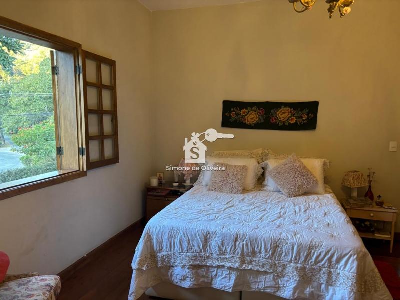 Comprar Casa em Itaipava, Petrópolis/RJ - Simone de Oliveira Imóveis