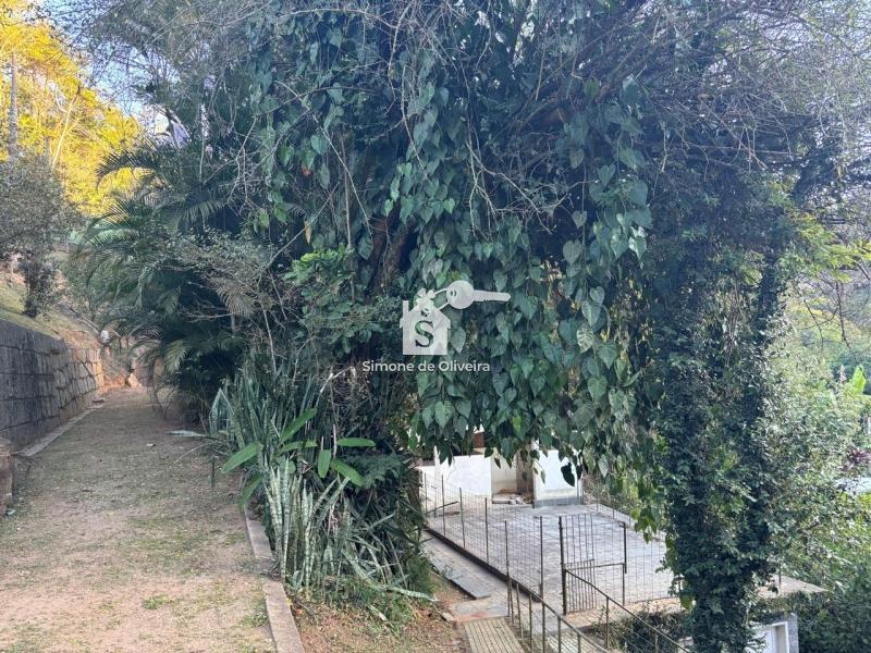 Comprar Casa em Itaipava, Petrópolis/RJ - Simone de Oliveira Imóveis