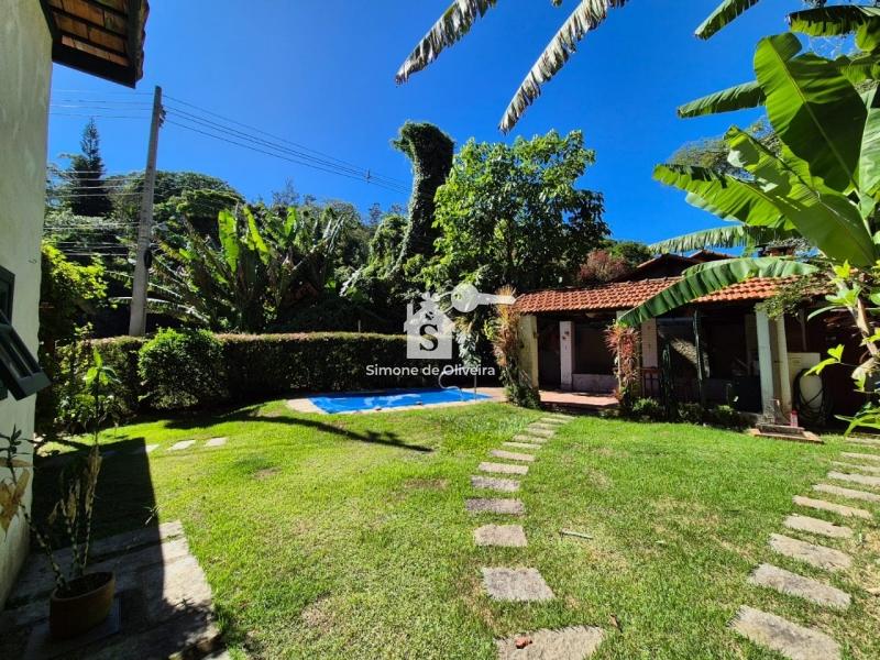 Comprar Casa em Itaipava, Petrópolis/RJ - Simone de Oliveira Imóveis
