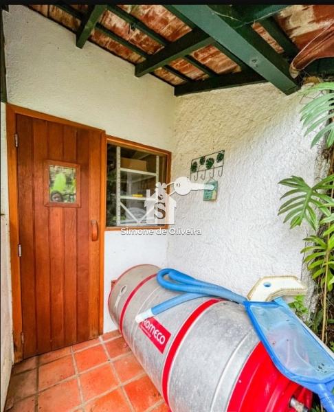 Comprar Casa em Itaipava, Petrópolis/RJ - Simone de Oliveira Imóveis