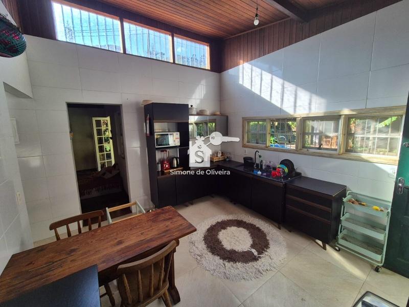 Comprar Casa em Itaipava, Petrópolis/RJ - Simone de Oliveira Imóveis