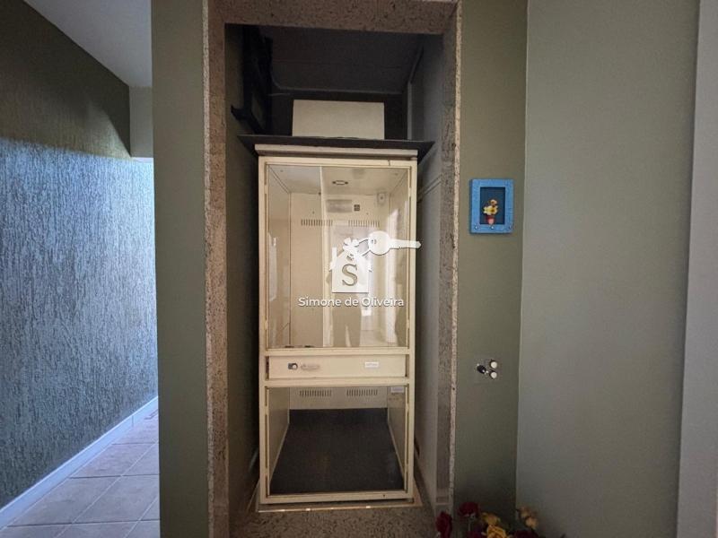 Comprar Casa em Itaipava, Petrópolis/RJ - Simone de Oliveira Imóveis