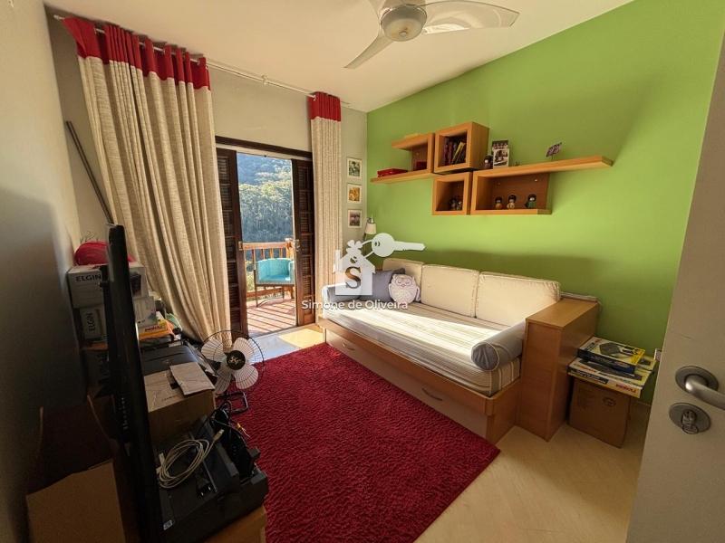 Comprar Casa em Itaipava, Petrópolis/RJ - Simone de Oliveira Imóveis