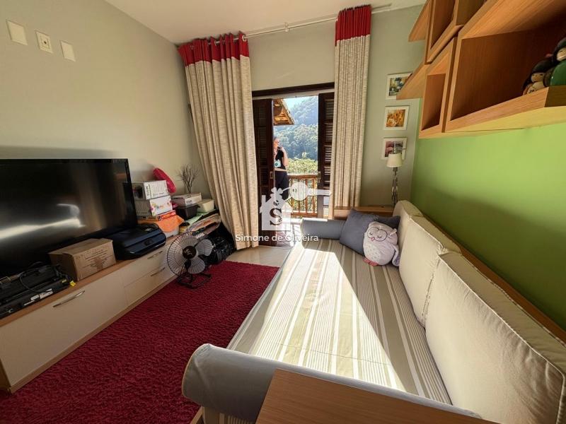 Comprar Casa em Itaipava, Petrópolis/RJ - Simone de Oliveira Imóveis
