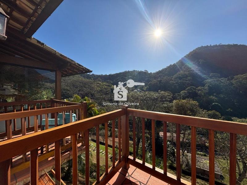 Comprar Casa em Itaipava, Petrópolis/RJ - Simone de Oliveira Imóveis