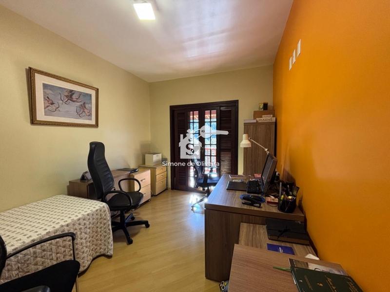 Comprar Casa em Itaipava, Petrópolis/RJ - Simone de Oliveira Imóveis