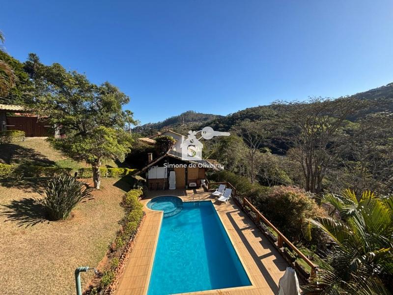 Comprar Casa em Itaipava, Petrópolis/RJ - Simone de Oliveira Imóveis