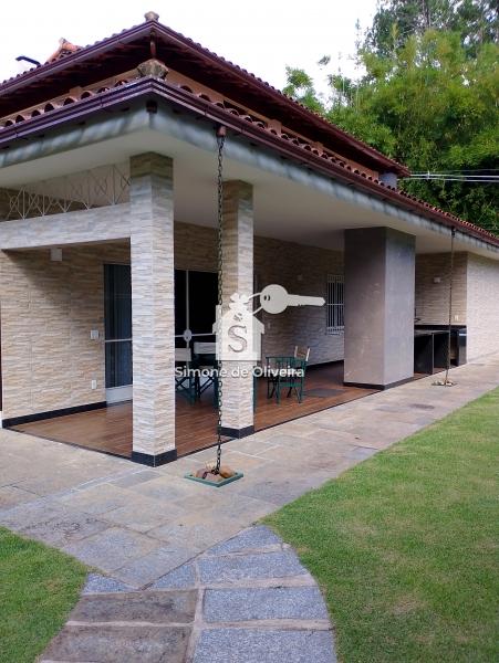 Comprar Casa em Itaipava, Petrópolis/RJ - Simone de Oliveira Imóveis