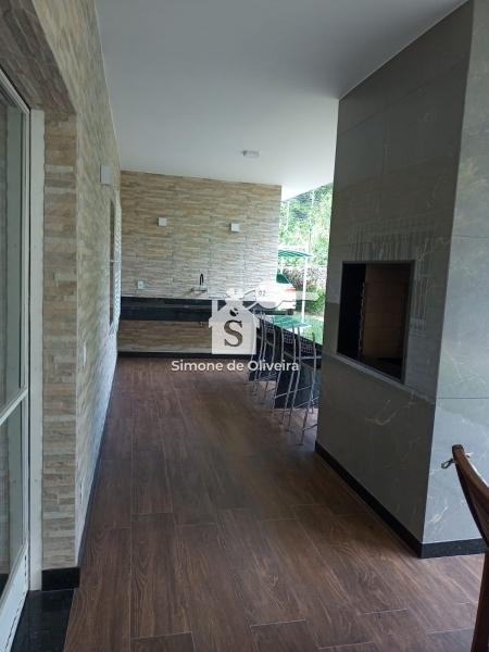 Comprar Casa em Itaipava, Petrópolis/RJ - Simone de Oliveira Imóveis