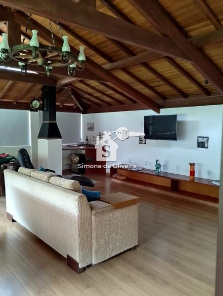 Comprar Casa em Itaipava, Petrópolis/RJ - Simone de Oliveira Imóveis