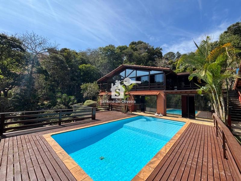Comprar Casa em Itaipava, Petrópolis/RJ - Simone de Oliveira Imóveis