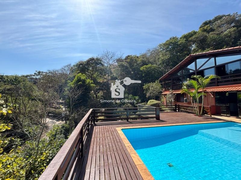 Comprar Casa em Itaipava, Petrópolis/RJ - Simone de Oliveira Imóveis