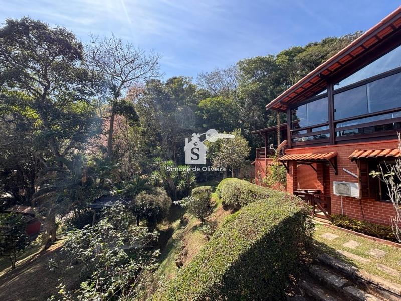 Comprar Casa em Itaipava, Petrópolis/RJ - Simone de Oliveira Imóveis