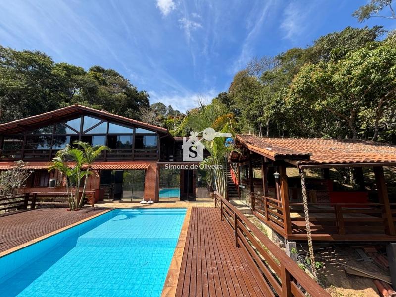 Comprar Casa em Itaipava, Petrópolis/RJ - Simone de Oliveira Imóveis