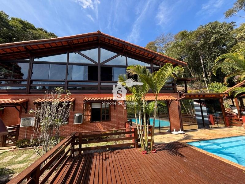 Casa em Itaipava - Petrópolis/RJ  - 4 Quartos