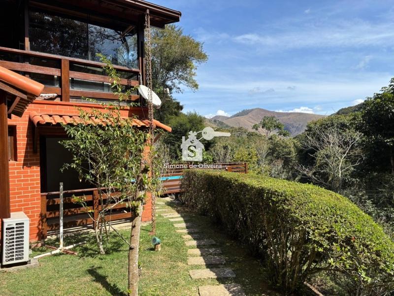 Comprar Casa em Itaipava, Petrópolis/RJ - Simone de Oliveira Imóveis