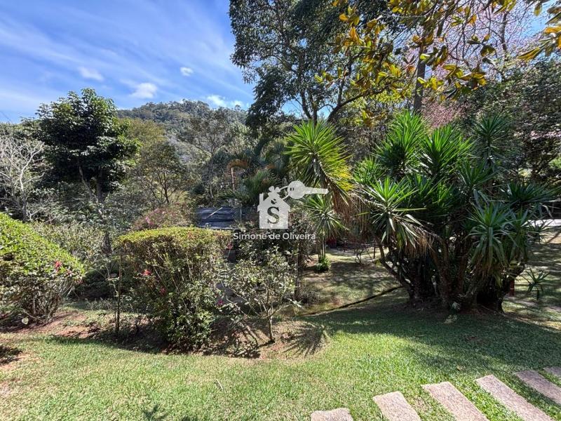 Comprar Casa em Itaipava, Petrópolis/RJ - Simone de Oliveira Imóveis