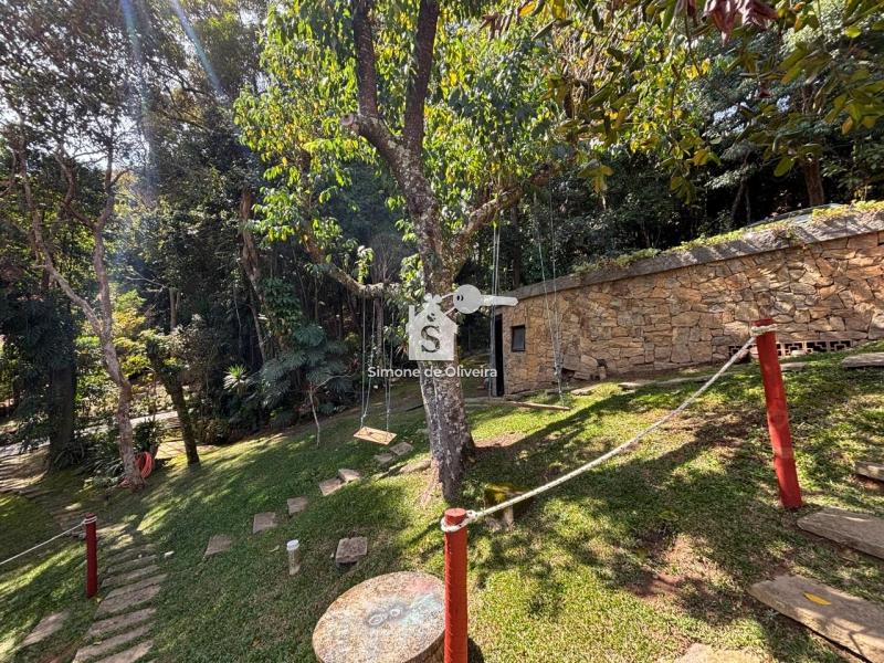 Comprar Casa em Itaipava, Petrópolis/RJ - Simone de Oliveira Imóveis