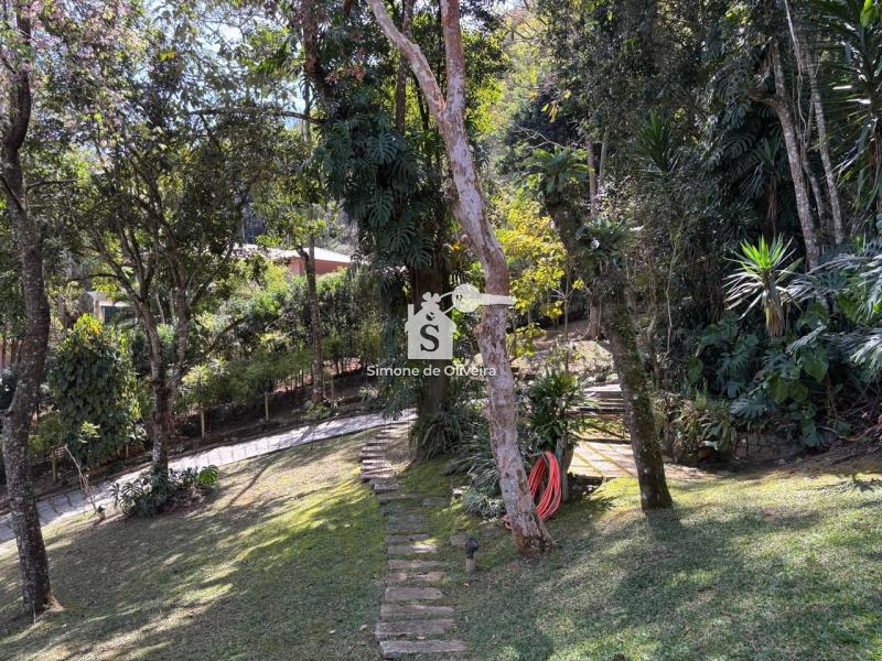 Comprar Casa em Itaipava, Petrópolis/RJ - Simone de Oliveira Imóveis