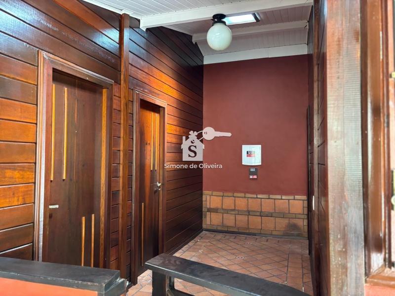 Comprar Casa em Itaipava, Petrópolis/RJ - Simone de Oliveira Imóveis