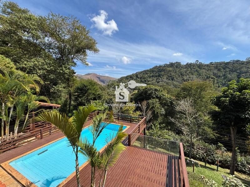 Comprar Casa em Itaipava, Petrópolis/RJ - Simone de Oliveira Imóveis