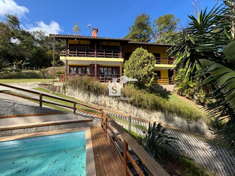 Casa em Itaipava - Petrópolis/RJ  - 3 Quartos