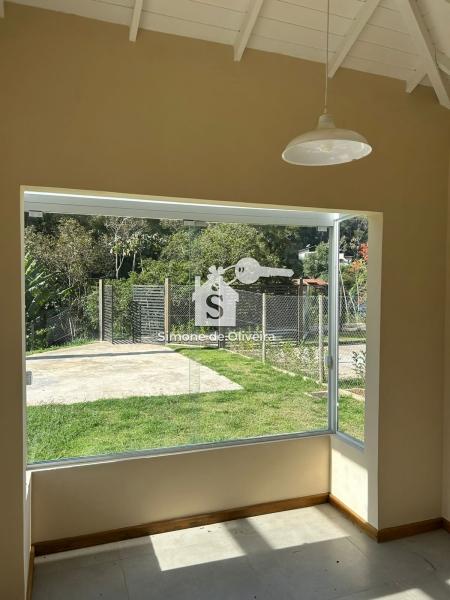 Comprar Casa em Itaipava, Petrópolis/RJ - Simone de Oliveira Imóveis