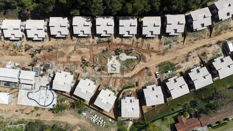 Comprar Casa em Itaipava, Petrópolis/RJ - Simone de Oliveira Imóveis