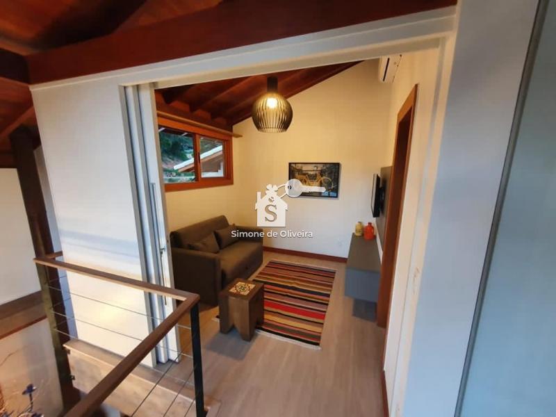 Comprar Casa em Itaipava, Petrópolis/RJ - Simone de Oliveira Imóveis