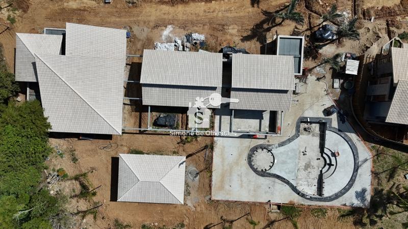 Comprar Casa em Itaipava, Petrópolis/RJ - Simone de Oliveira Imóveis