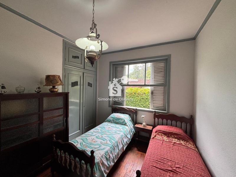 Comprar Casa em Itaipava, Petrópolis/RJ - Simone de Oliveira Imóveis