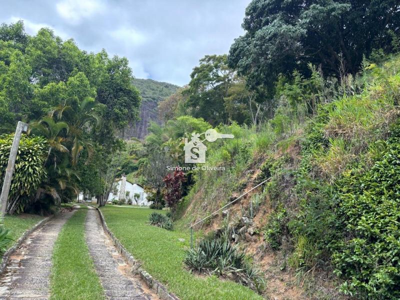 Comprar Casa em Itaipava, Petrópolis/RJ - Simone de Oliveira Imóveis