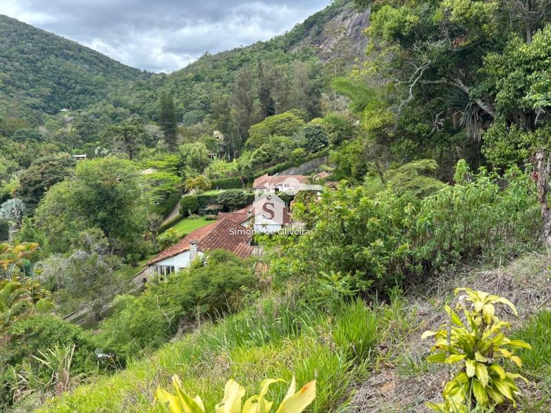 Comprar Casa em Itaipava, Petrópolis/RJ - Simone de Oliveira Imóveis