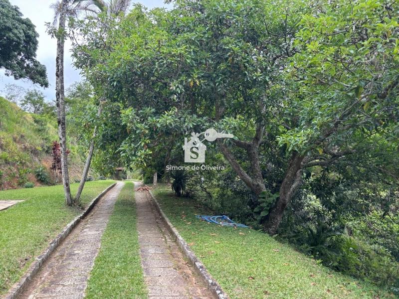 Comprar Casa em Itaipava, Petrópolis/RJ - Simone de Oliveira Imóveis