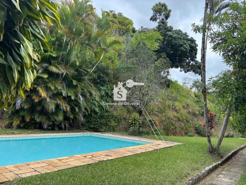 Comprar Casa em Itaipava, Petrópolis/RJ - Simone de Oliveira Imóveis