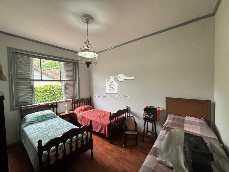 Comprar Casa em Itaipava, Petrópolis/RJ - Simone de Oliveira Imóveis