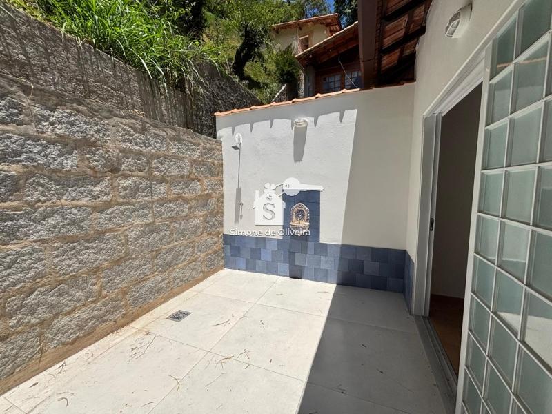 Alugar Casa em Itaipava, Petrópolis/RJ - Simone de Oliveira Imóveis