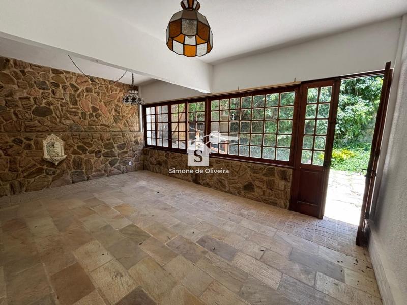 Alugar Casa em Itaipava, Petrópolis/RJ - Simone de Oliveira Imóveis