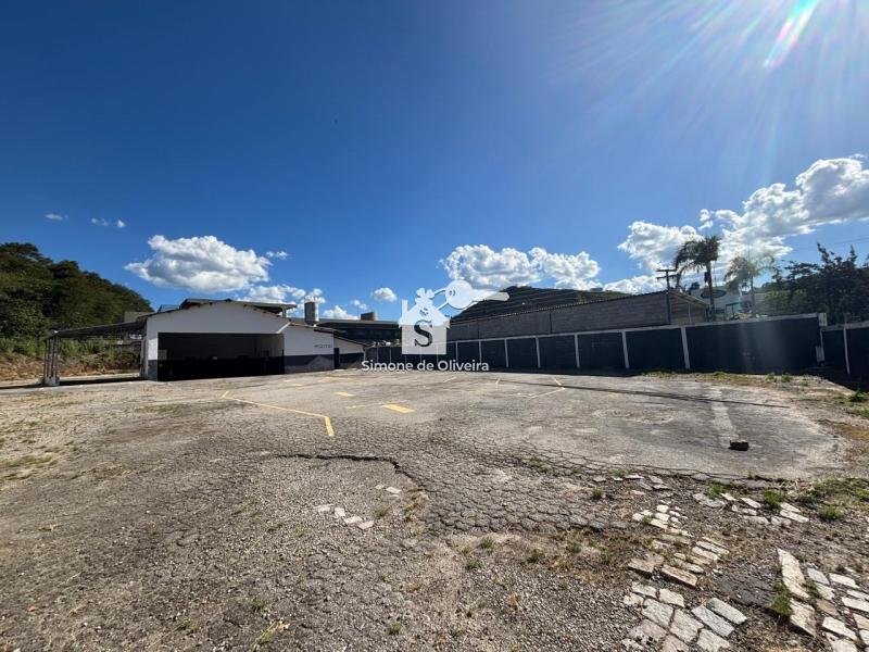 Alugar Imóvel Comercial em Itaipava, Petrópolis/RJ - Simone de Oliveira Imóveis