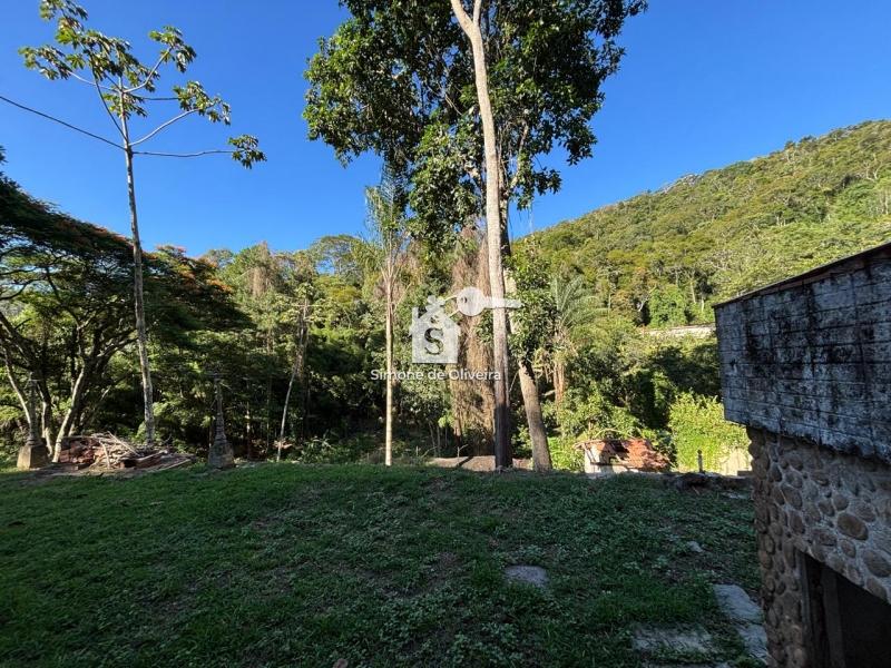 Comprar Casa em Itaipava, Petrópolis/RJ - Simone de Oliveira Imóveis