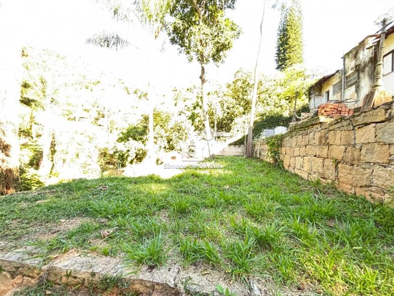 Comprar Casa em Itaipava, Petrópolis/RJ - Simone de Oliveira Imóveis